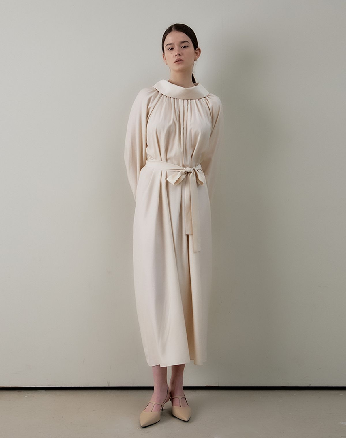 지에마르(GIEMAR) GRACE DRESS IVORY 그레이스 드레스 아이보리