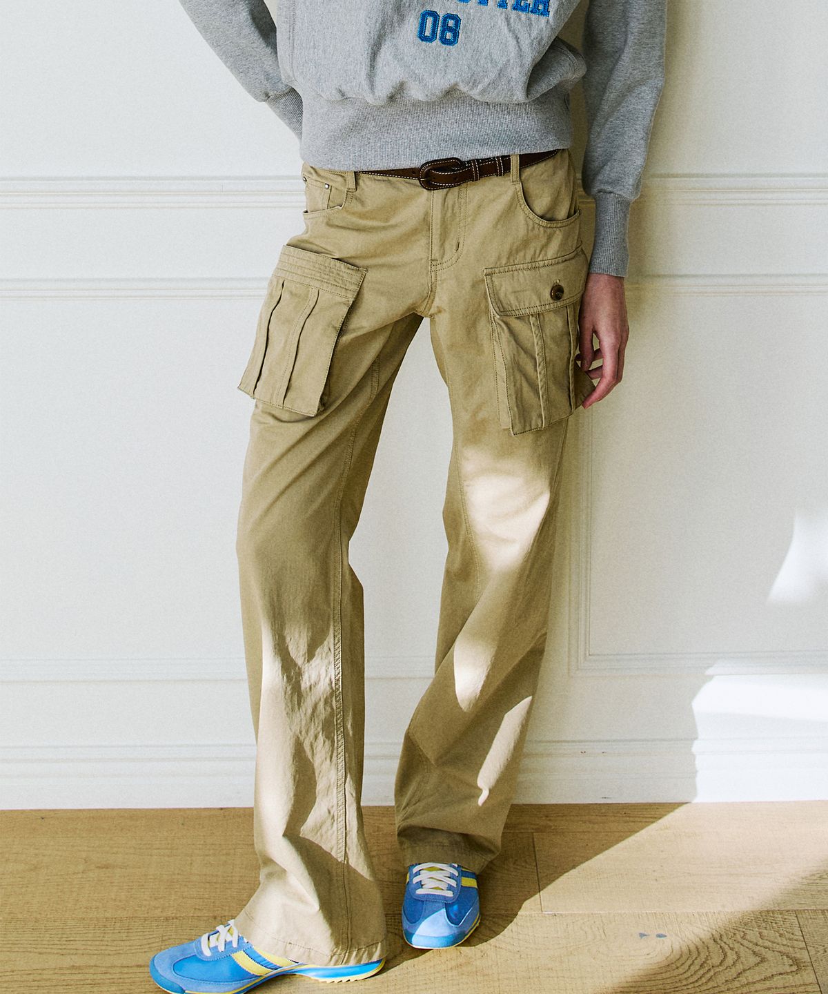 그린버터(GREENBUTTER) Mid Rise Pocket Pants (Beige)