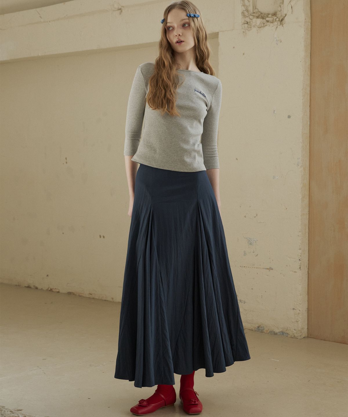 그린버터(GREENBUTTER) Flare Section Long Skirt (Navy)
