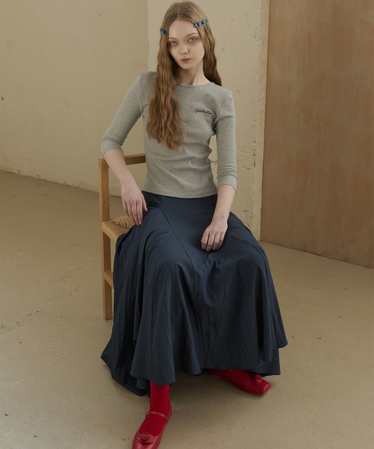 그린버터(GREENBUTTER) Flare Section Long Skirt (Navy)