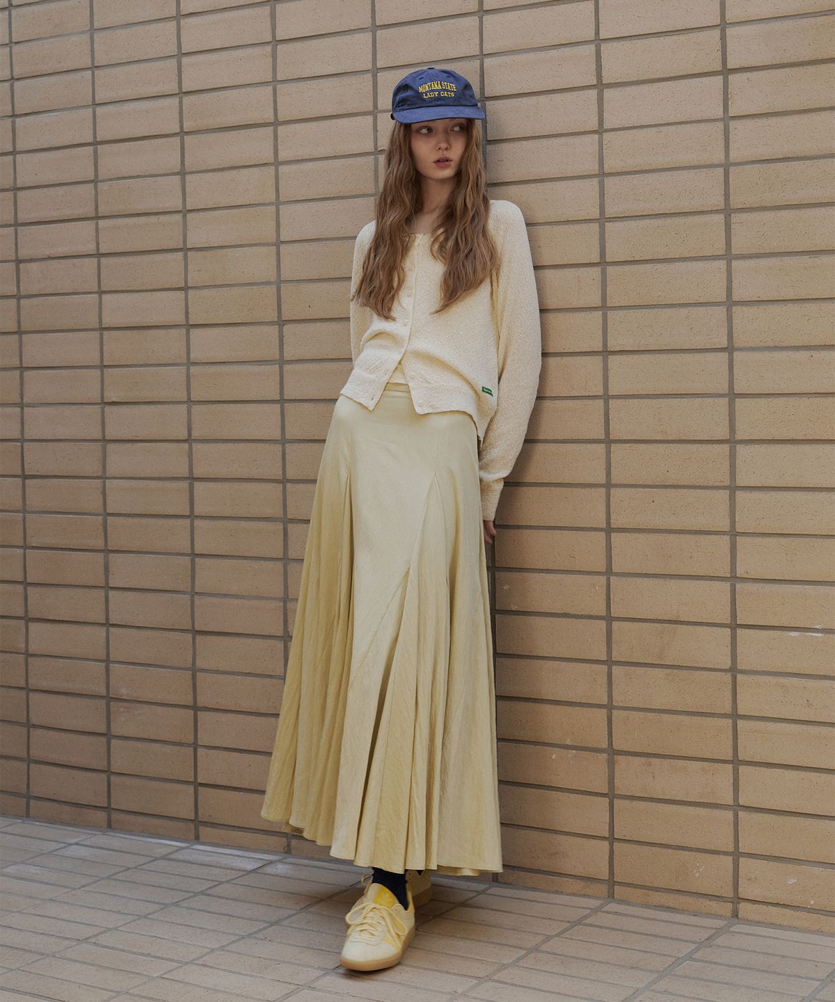 그린버터(GREENBUTTER) Flare Section Long Skirt (Olive)
