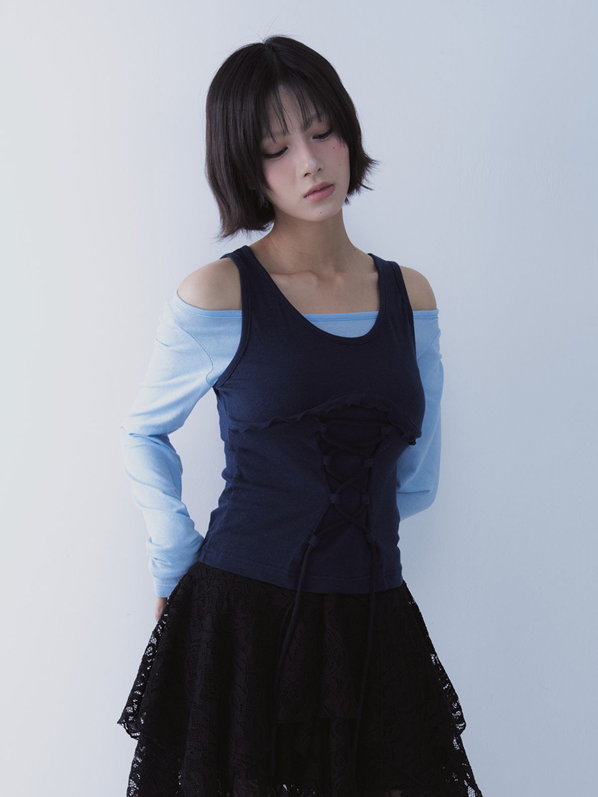 쎄쎄쎄(SETSETSET) BUSTIER LACE-UP TEE (BLUE)