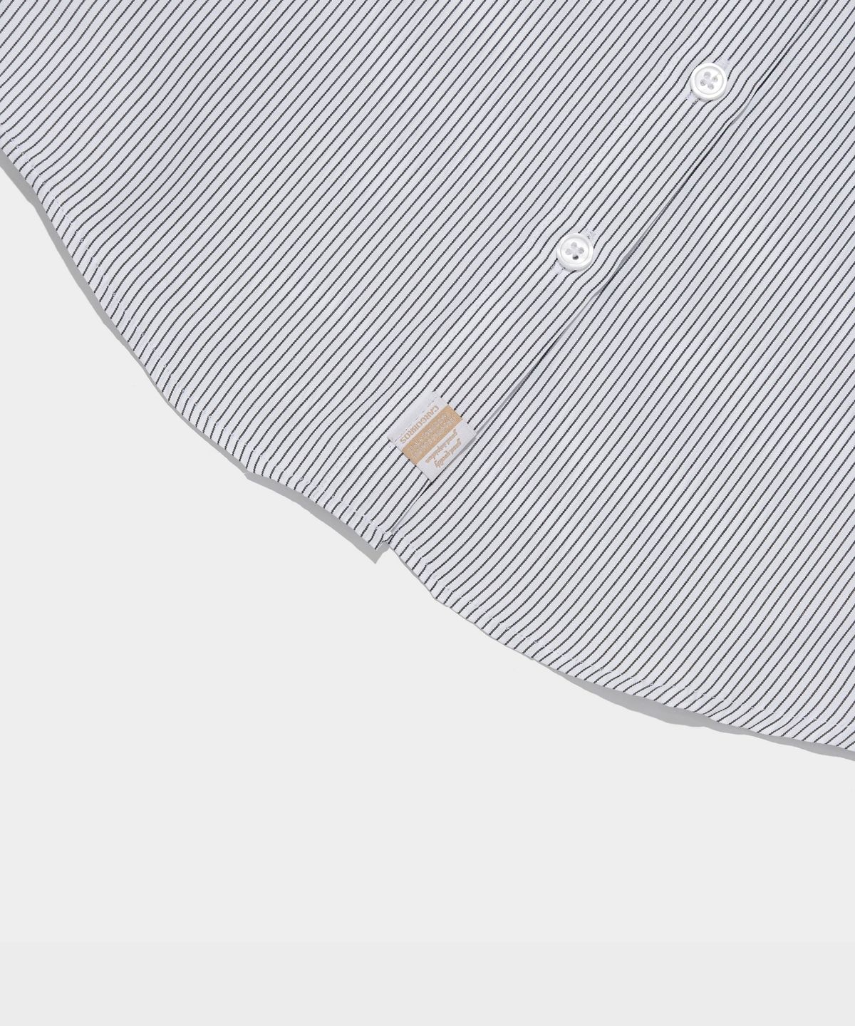 카고브로스 포 우먼(CARGOBROS FOR WOMAN) 스트라이프 크롭 긴팔셔츠 (화이트)