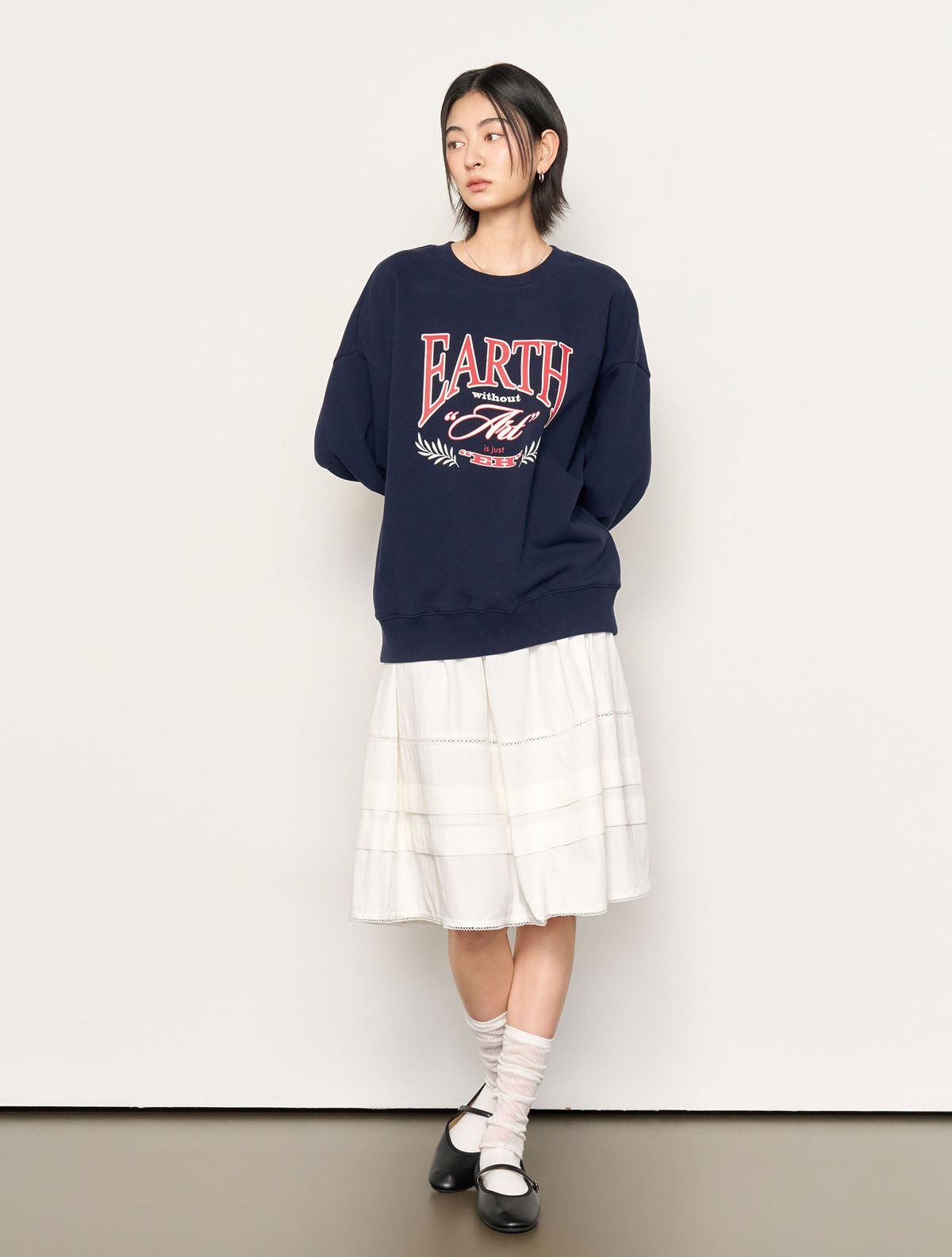 제너럴아이디어(GENERALIDEA) UNISEX 어스 루즈핏 맨투맨 [NAVY] / SBE1U02010