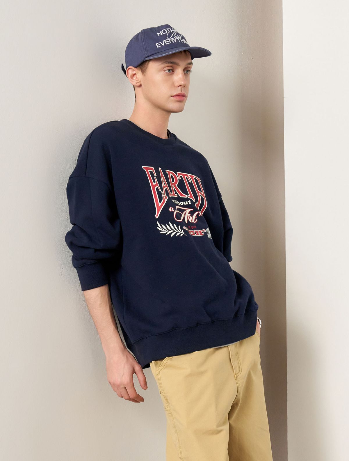 제너럴아이디어(GENERALIDEA) UNISEX 어스 루즈핏 맨투맨 [NAVY] / SBE1U02010