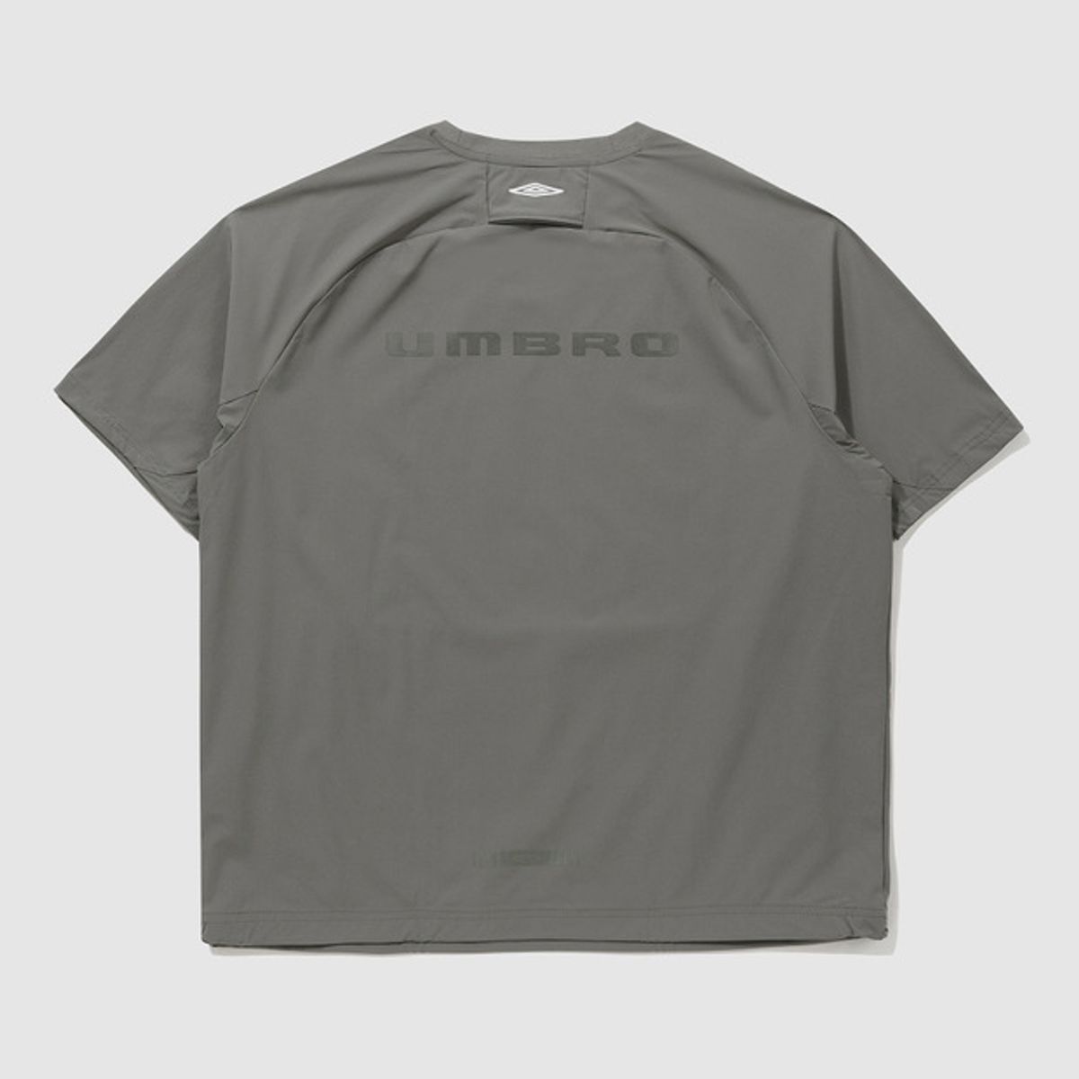 엄브로(UMBRO) 액티브 올라운드 스트레치 반팔 피스테 카키(UQ121SWT32)