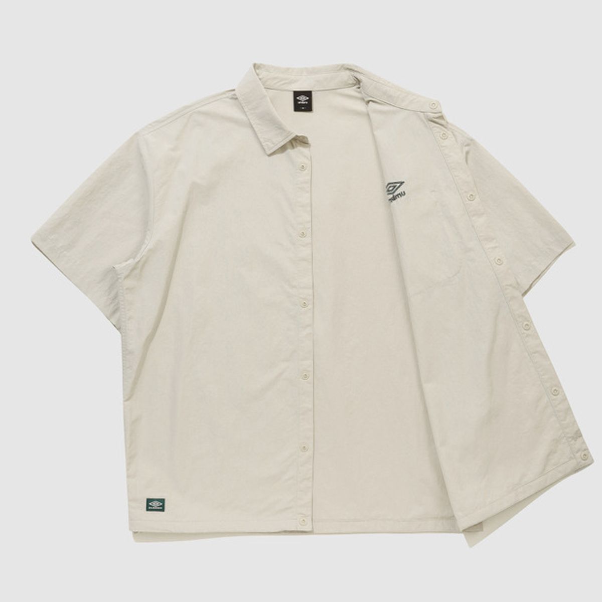 엄브로(UMBRO) 클래식 반팔 카라 셔츠 베이지(UQ221CJK44)