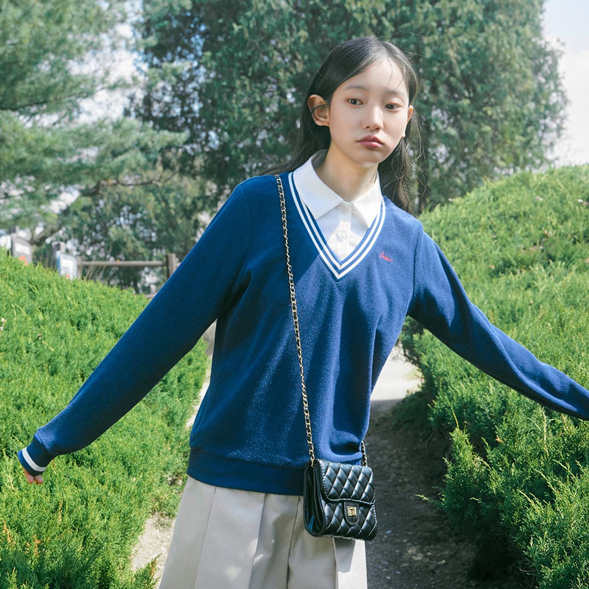 릭크(LIKK) 레이어드형 카라티 (네이비)