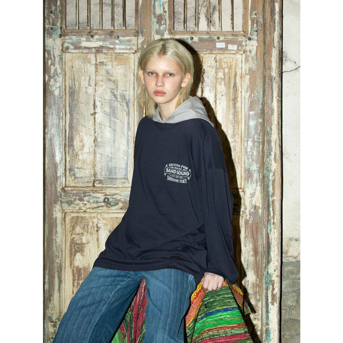 샌드 사운드(SAND SOUND) Ybor Graphic Over Fit Long Sleeve TShirt  Ash