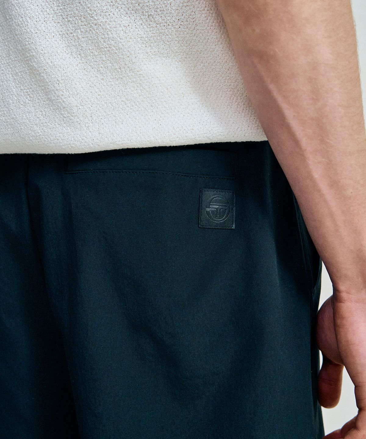 세르지오 타키니(SERGIO TACCHINI) M 코튼라이크 우븐 버뮤다 팬츠 (Black)