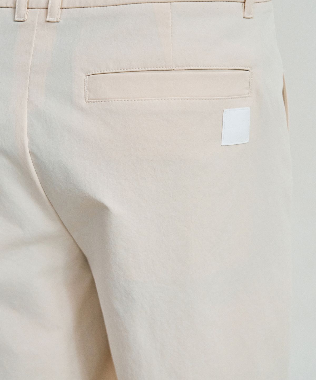 세르지오 타키니(SERGIO TACCHINI) M 코튼라이크 우븐 버뮤다 팬츠 (Ivory)