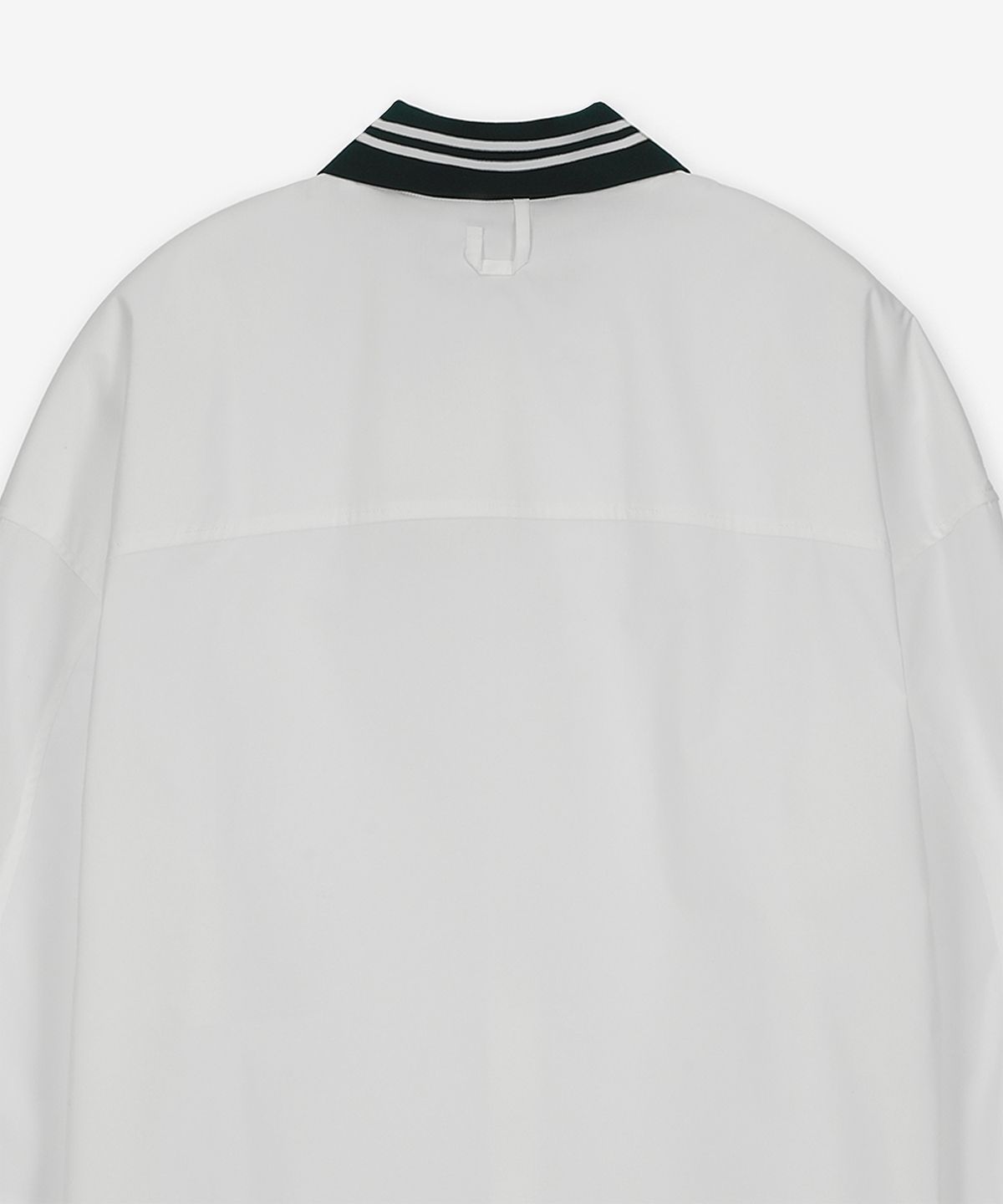 자크뮈스(JACQUEMUS) 라 슈미즈 베이스볼 셔츠 - 화이트 / 255SH1131454100