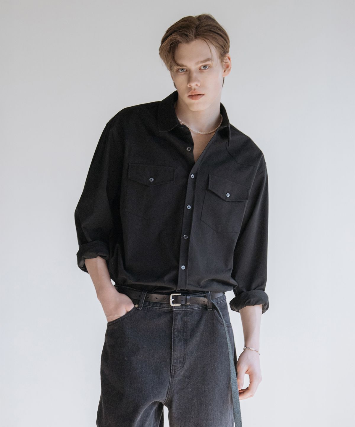 데꼬로소(DECOROSO) 웨스턴 투 포켓 셔츠 [블랙]