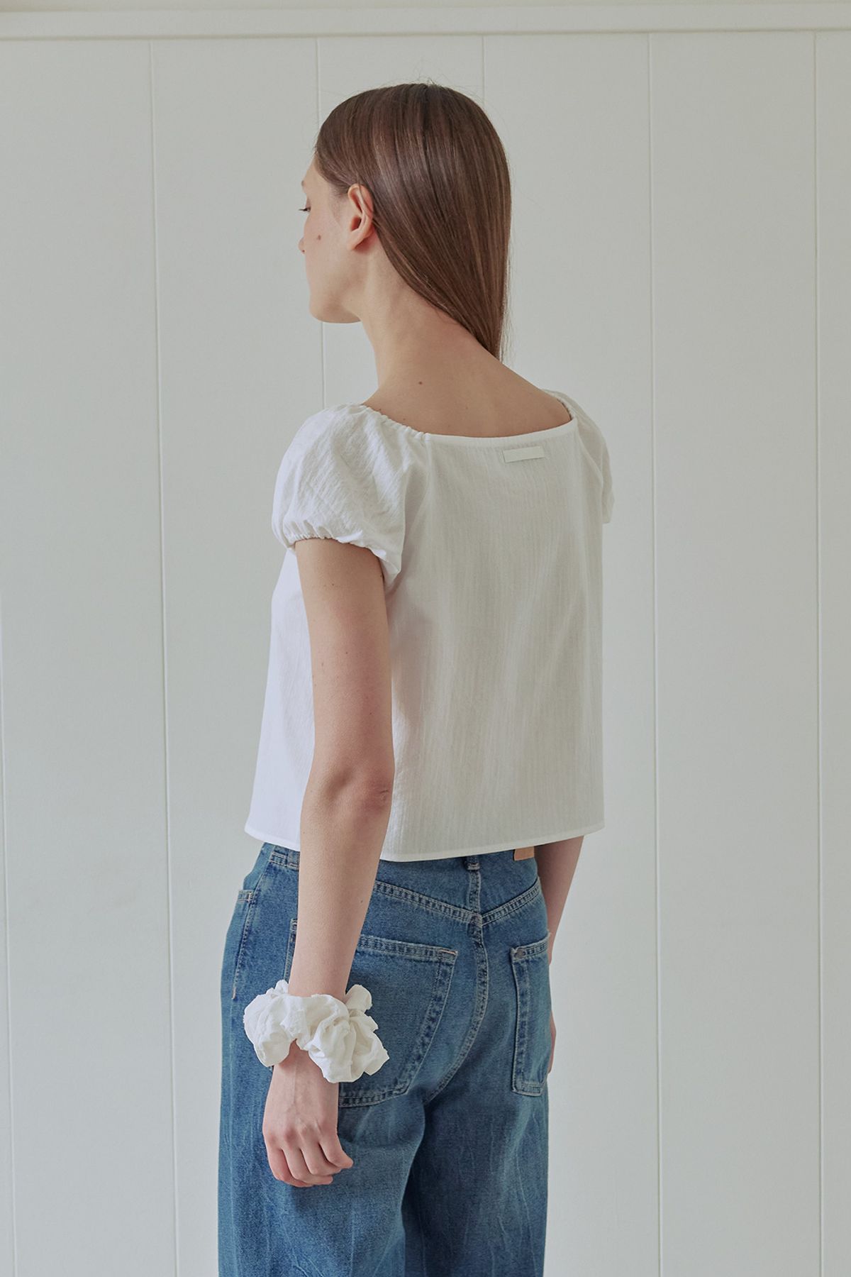 애프터아워즈(AFTERHOURS) BUTTON UP PUFF BLOUSE (WHITE)