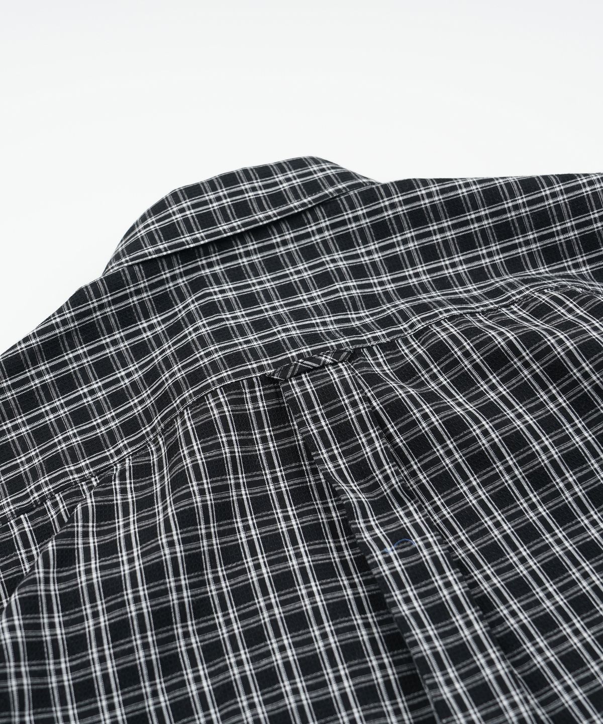 프리즘웍스(FRIZMWORKS) SEERSUCKER CHECKED SHIRT _ BLACK