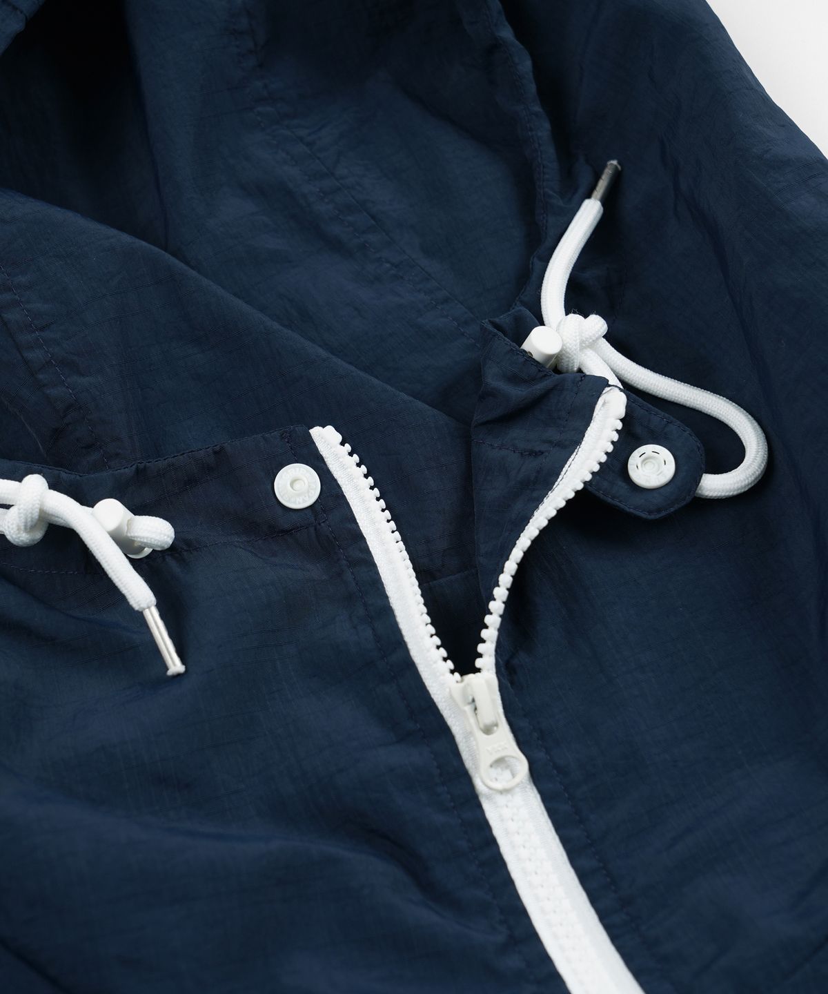 프리즘웍스(FRIZMWORKS) MONDRIAN LIGHT ANORAK PARKA _ NAVY