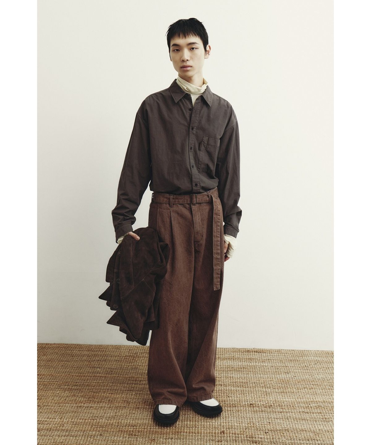 유스(YOUTH) Staff Shirt - Brown