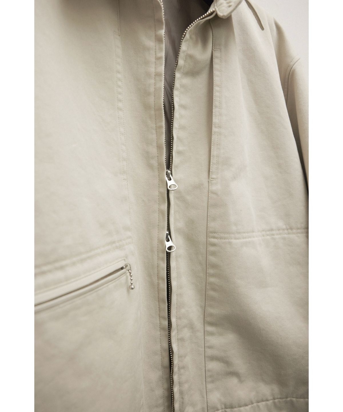 유스(YOUTH) Cropped Zip Blouson - Light Beige
