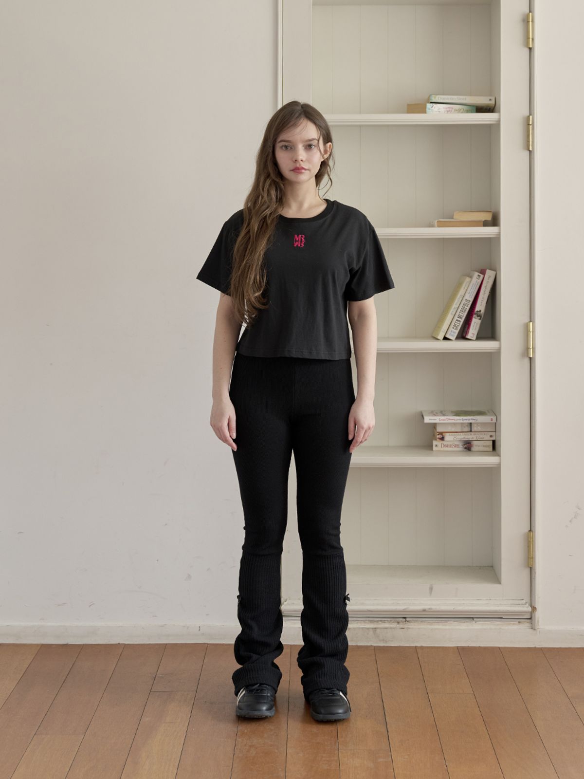 미에르꼴레스(MIERCOLES) MR CROP T-SHIRT [black/pink]