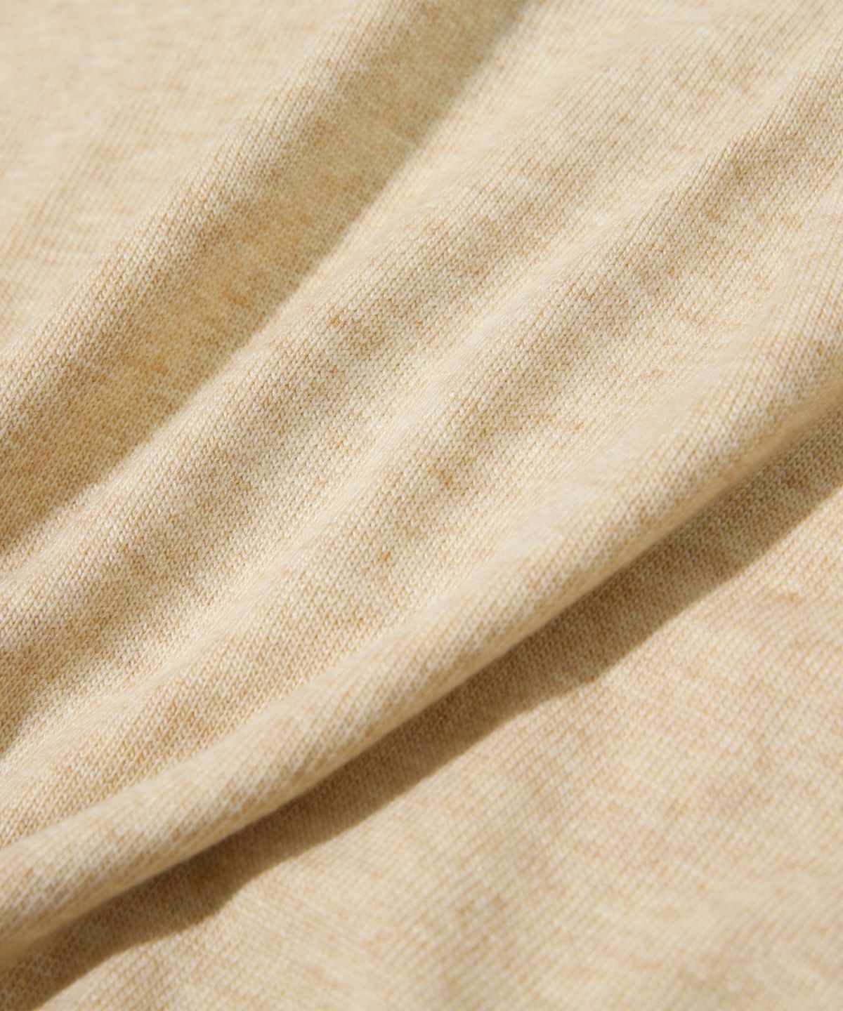 유씨엘에이(UCLA) 여성 일러스트 쟈가드 라운드넥 스웨터[BEIGE](UB2LK83)