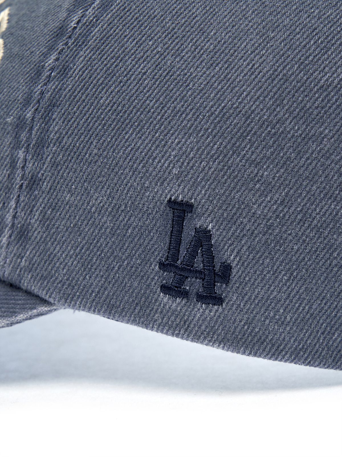 엠엘비(MLB) 바시티 빈티지 컬시브 스티치 언스트럭쳐 볼캡 LA (Indigo)