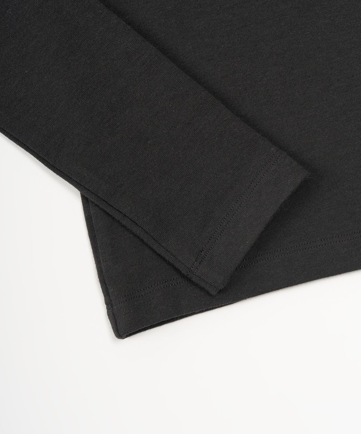 토피 우먼(TOFFEE WOMEN) W 라운드 넥 버튼 티셔츠 (BLACK)