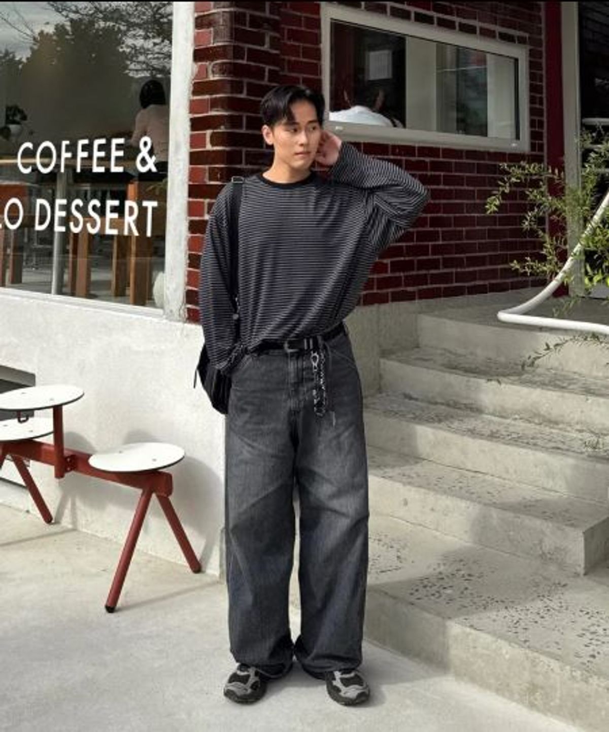 발루트(BALLUTE) DUSTY STRIPE LONG SLEEVE (CHARCOAL&BLACK)