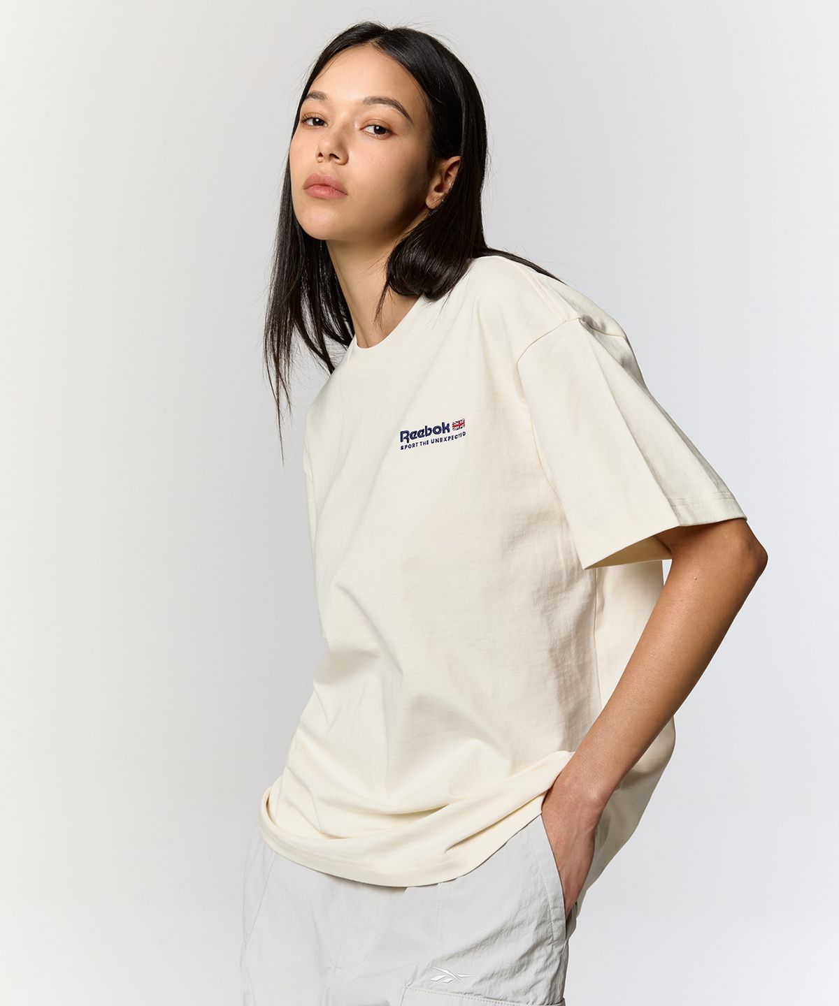 리복(REEBOK) 유니언잭 티셔츠 - 아이보리