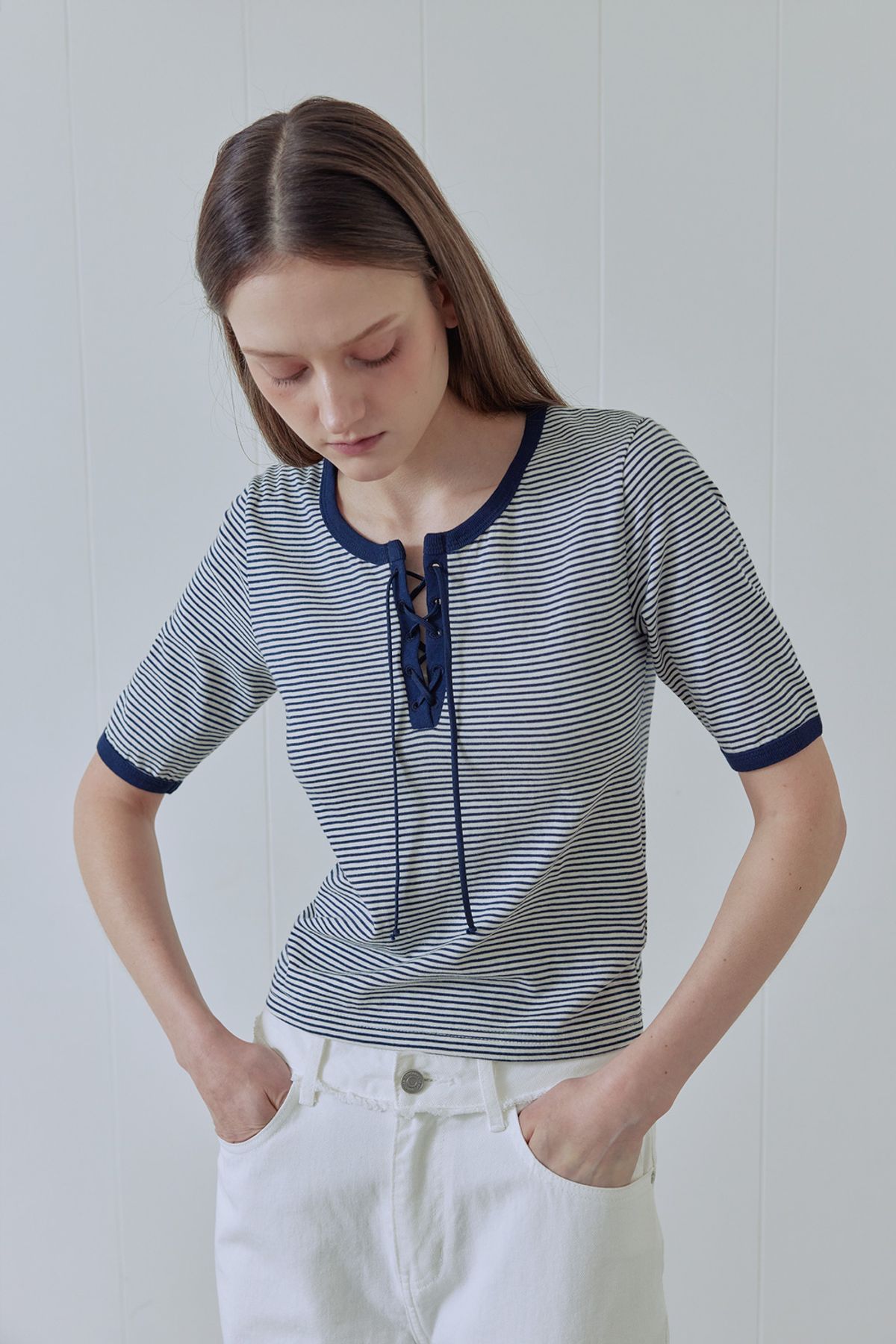 애프터아워즈(AFTERHOURS) STRIPE LACE-UP TOP (NAVY)