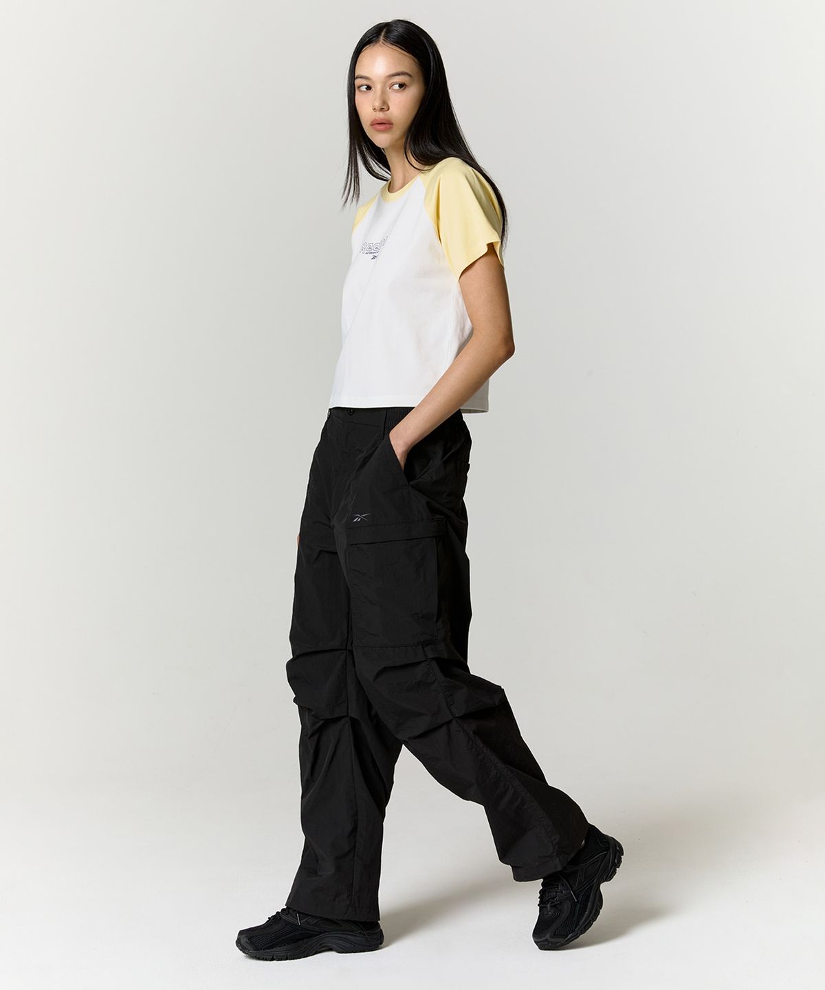 리복(REEBOK) 프린트 래글런 티셔츠 (W) - 버터