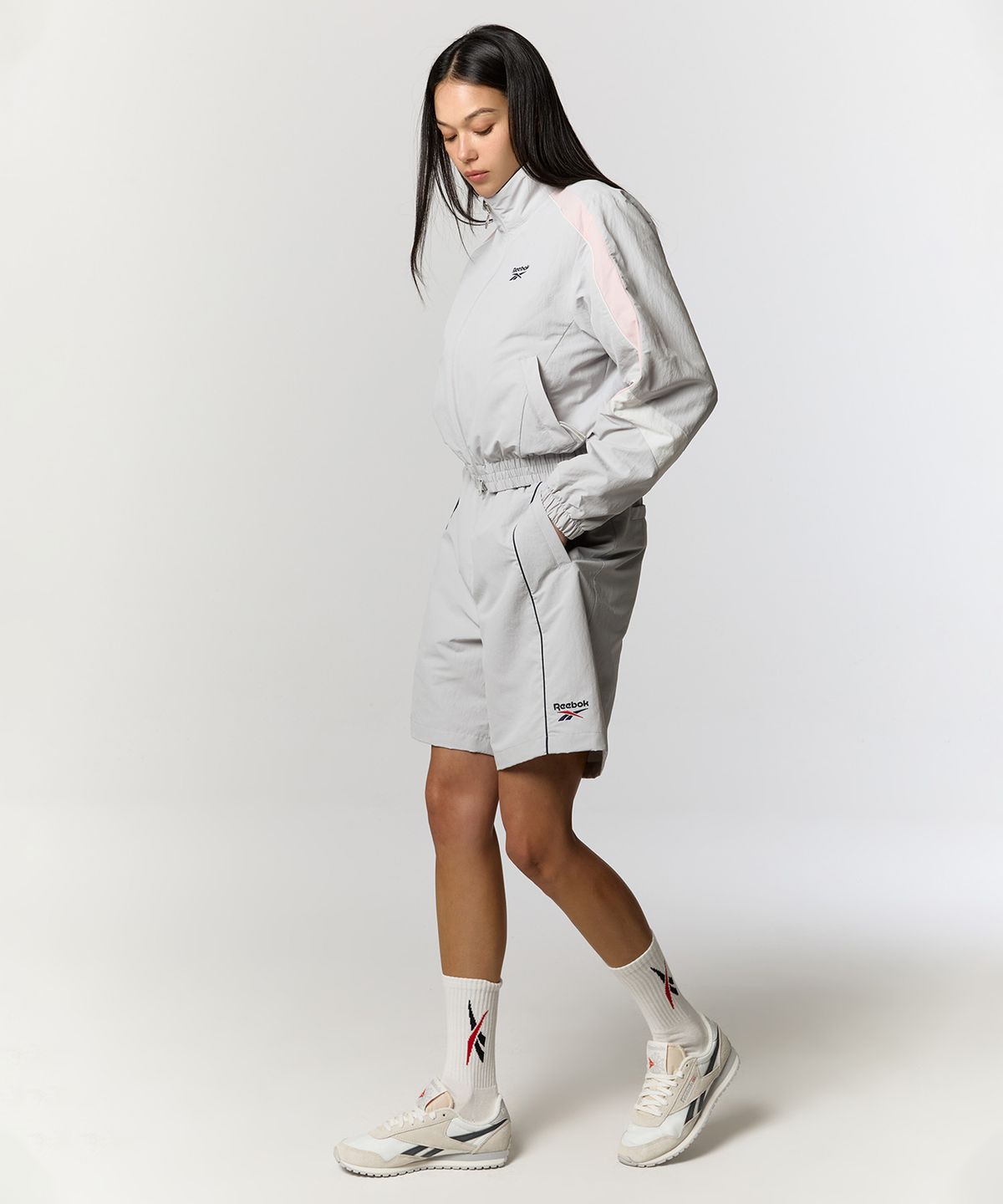 리복(REEBOK) 레전드 쇼츠 - 라이트 그레이