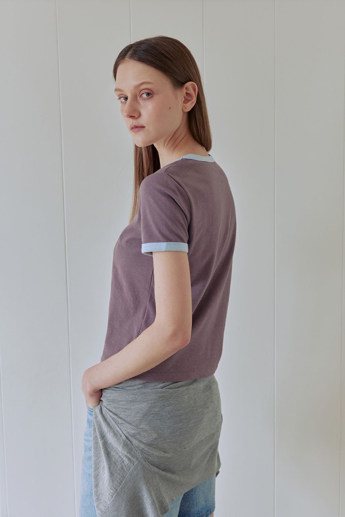 애프터아워즈(AFTERHOURS) LOGO RINGER TEE (PLUM)