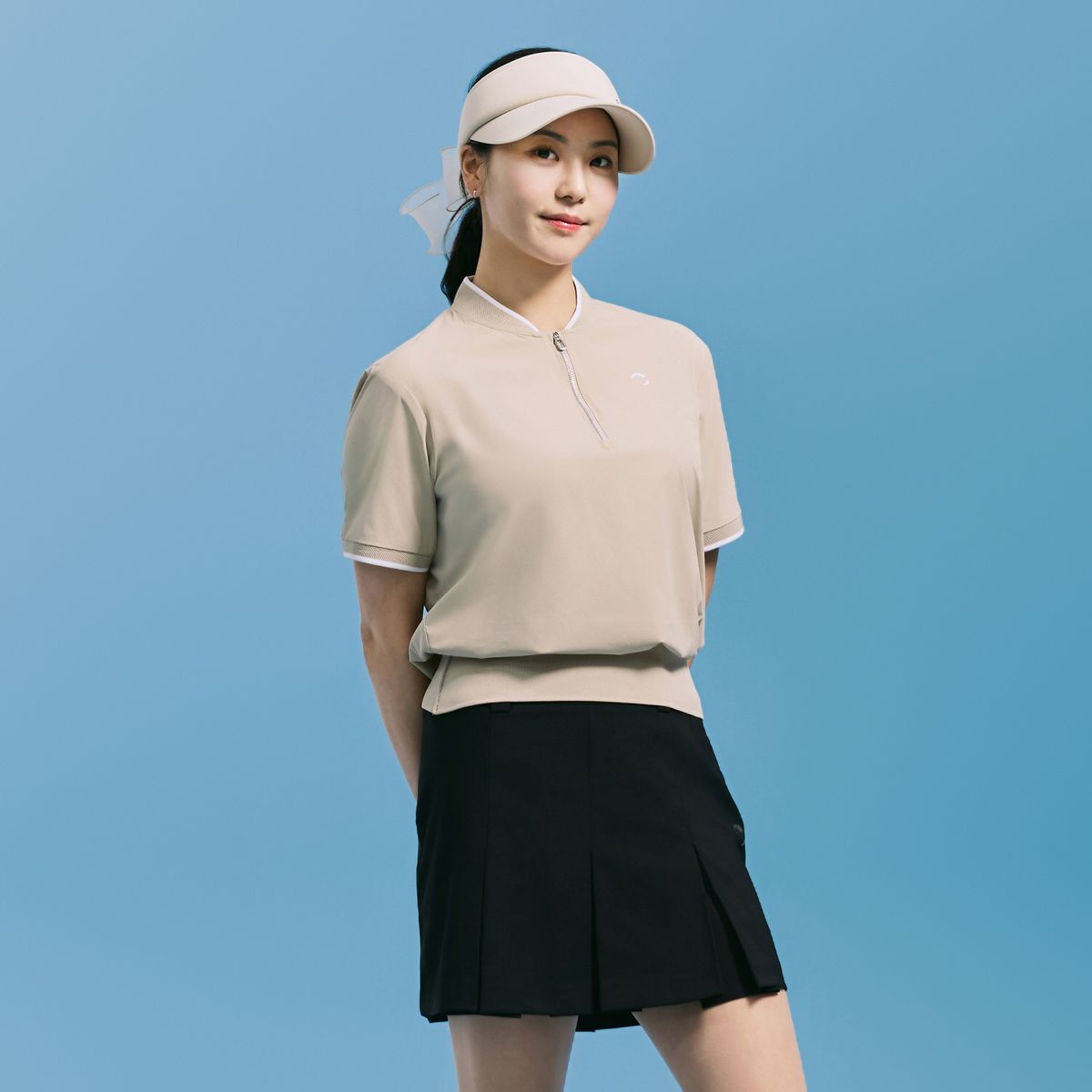 챌린저(CHALLENGER) 여성 셔링 포인트 반집업 스타디움 카라 우븐탑 베이지