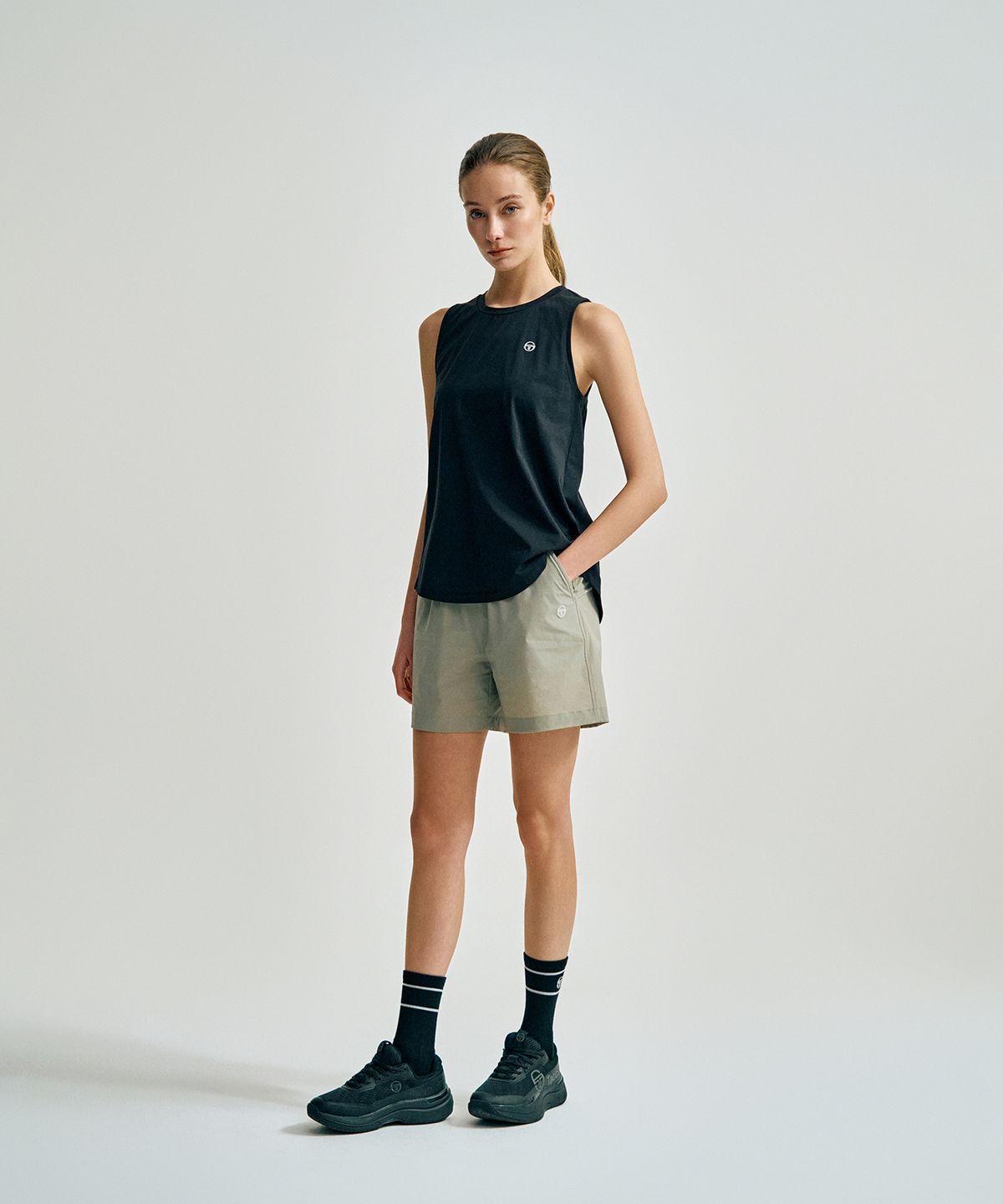 세르지오 타키니(SERGIO TACCHINI) U 컴포트쿨 경량 우븐 7인치 반바지 (L.Khaki)