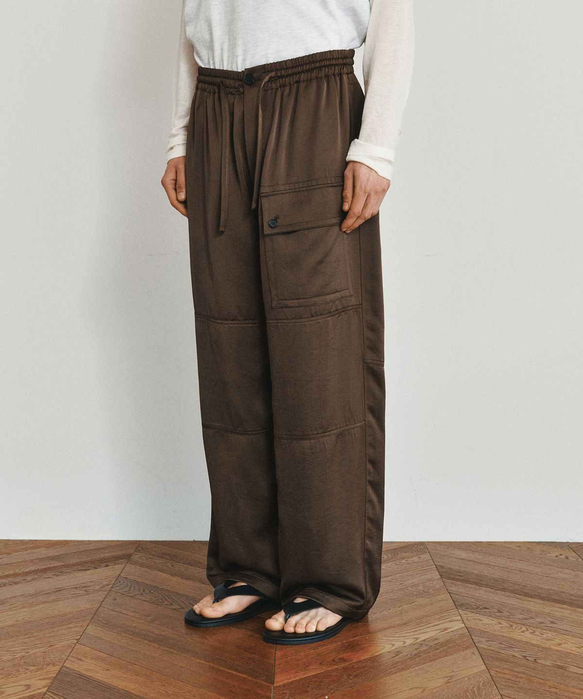 호이테(HEUTE) HET SILKY BANDING PANTS (BROWN)