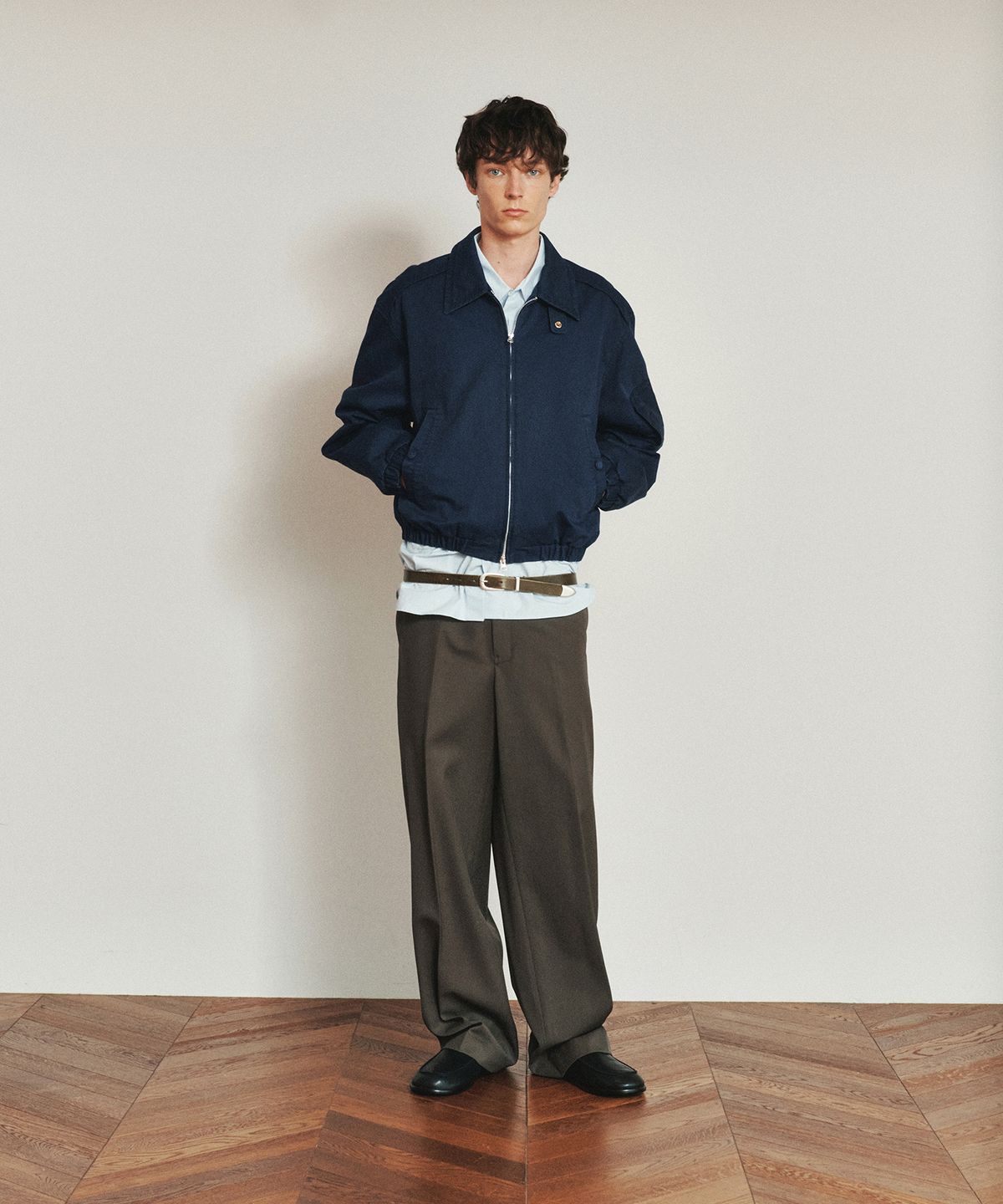 호이테(HEUTE) NIC VINTAGE WASHED JUMPER (CLASSIC BLUE)
