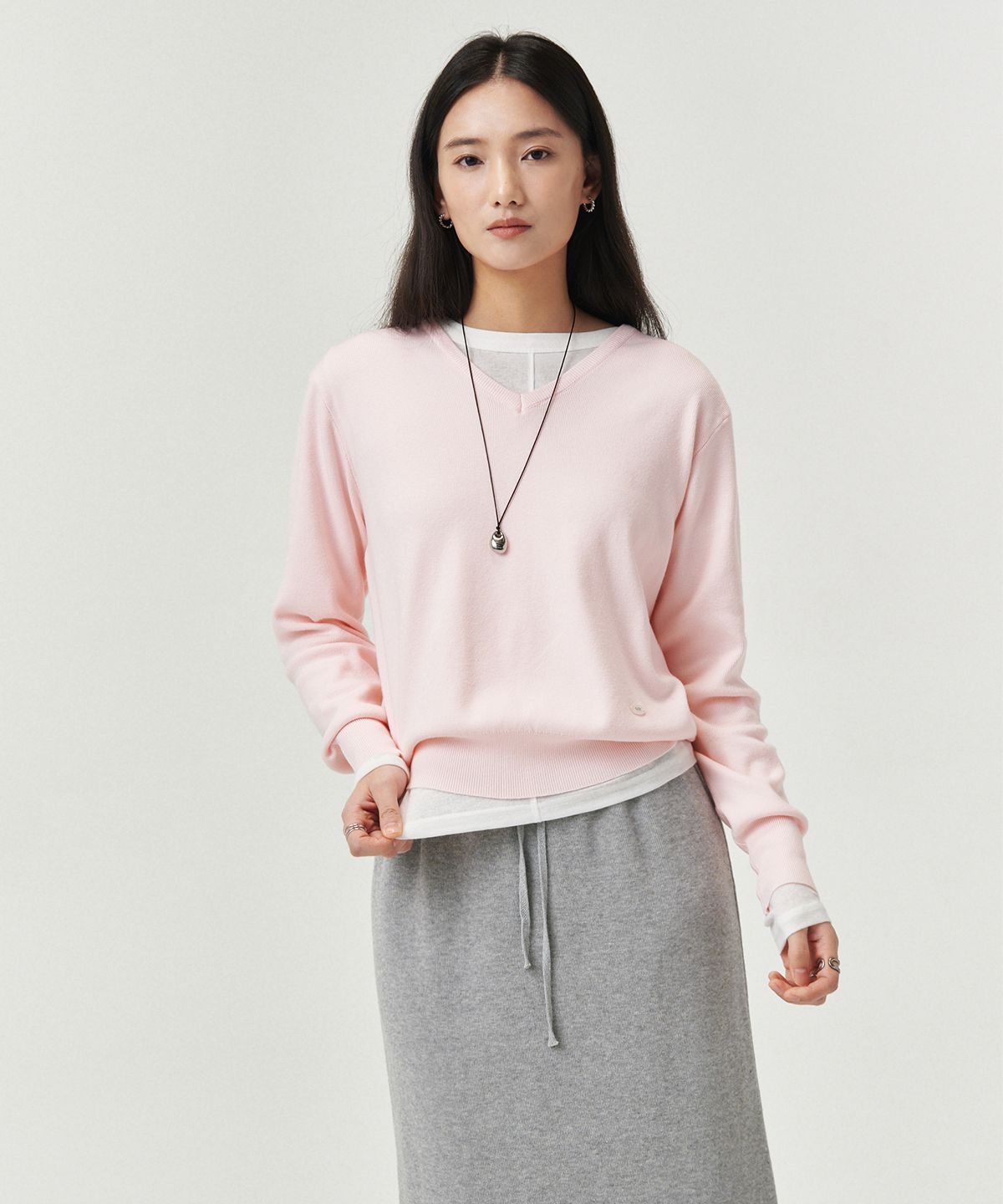 로브로브(LOVLOV) MY ATTITUDE V-NECK  KNIT