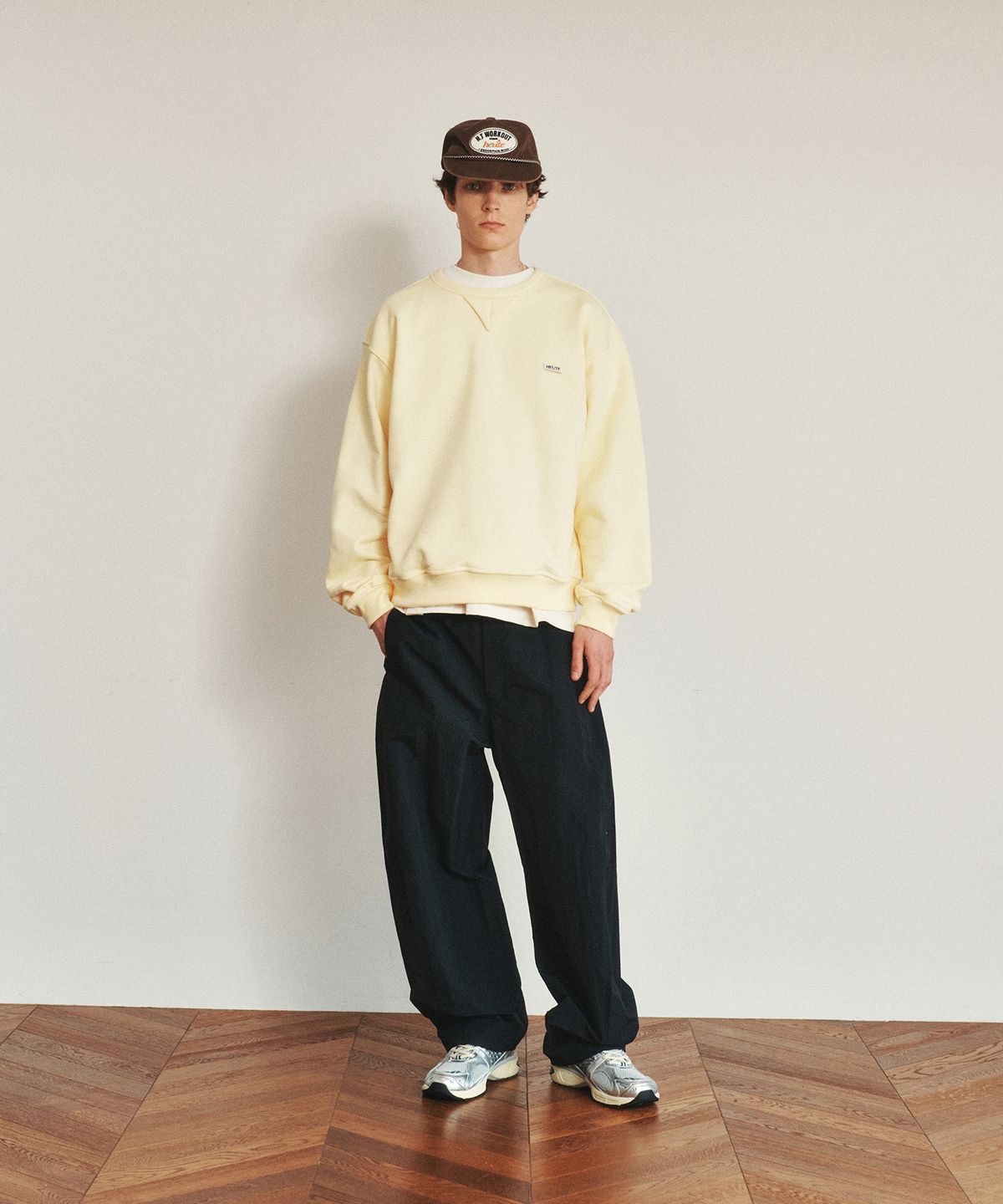 호이테(HEUTE) HEUTE SWEATSHIRT  (BUTTER YELLOW)