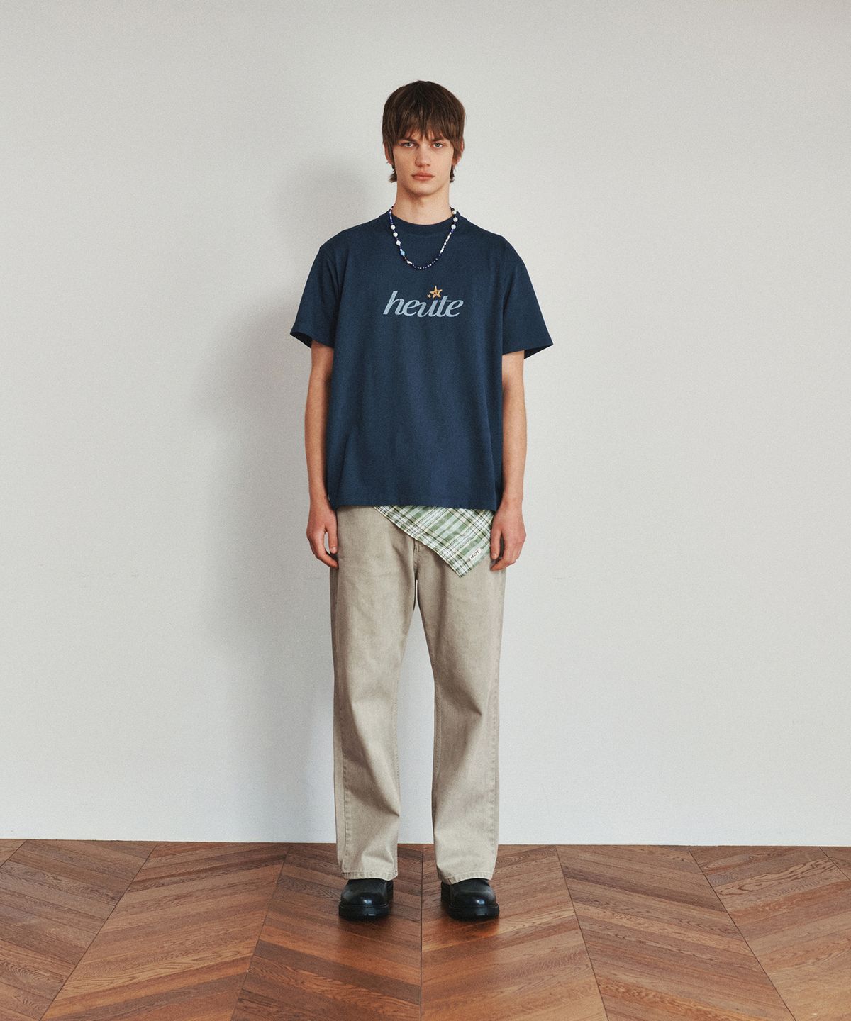 호이테(HEUTE) HEUTE STAR T-SHIRT (NAVY)