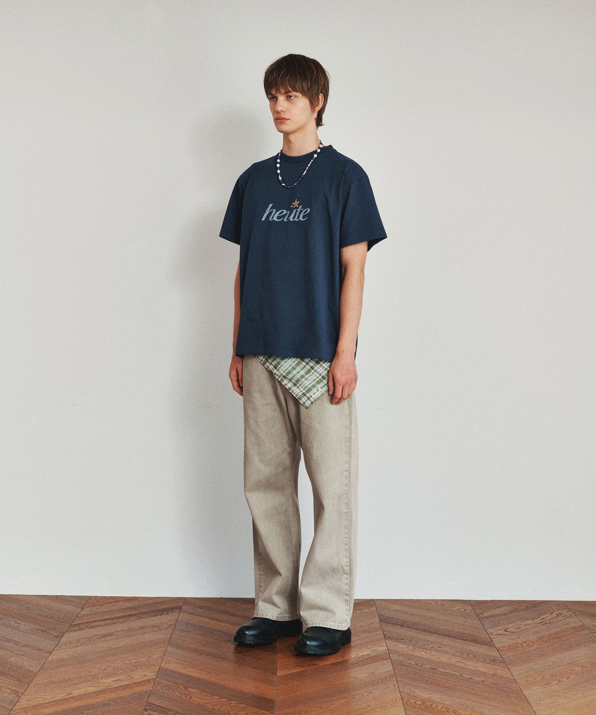 호이테(HEUTE) HEUTE STAR T-SHIRT (NAVY)