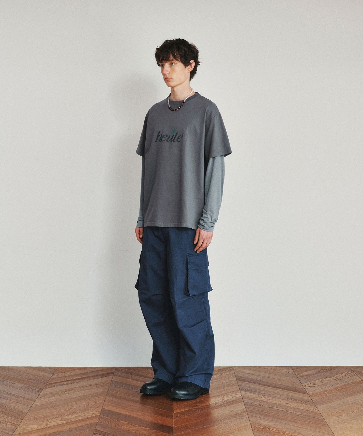 호이테(HEUTE) HEUTE STAR T-SHIRT (GREY)