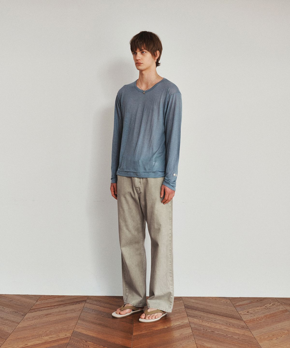 호이테(HEUTE) FUZZY ROUND NECK T-SHIRT (DARK BLUE)