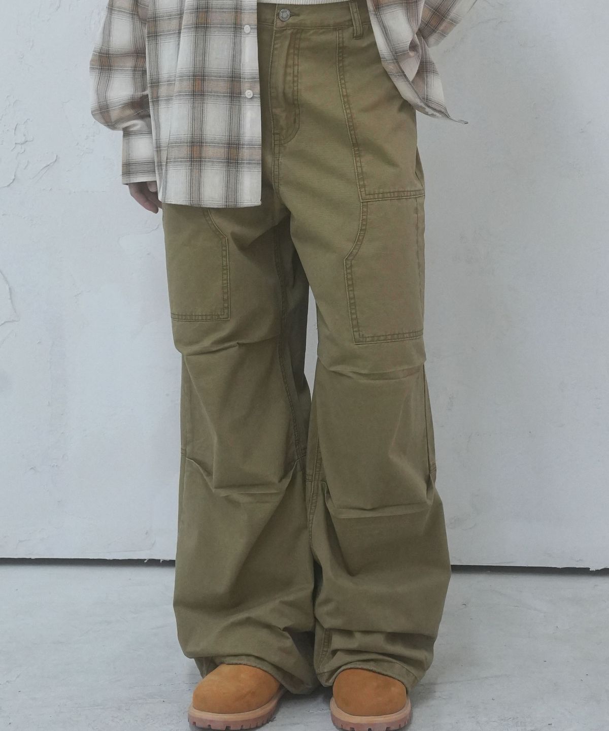 어반드레스(AVANDRESS) Matte Cargo Pants - 3COL