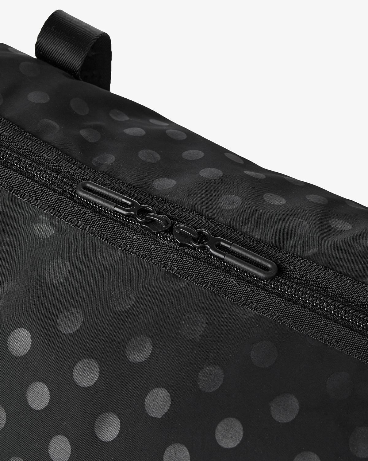 에이이에이이(AEAE) SCHOOL BOY DUFFLE BAG [DOT BLACK]