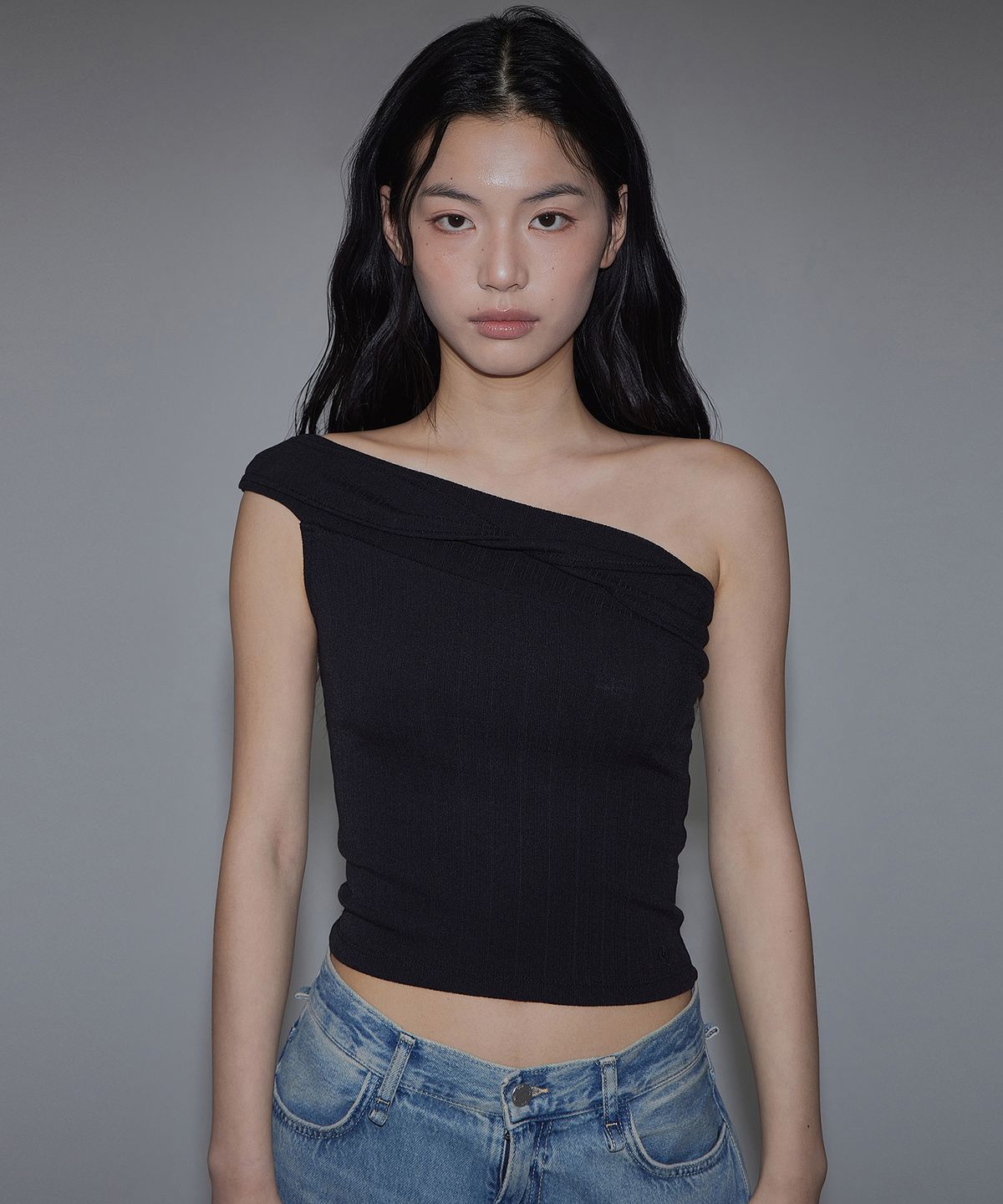 탑걸(TOPGIRL) TWISTED LAYER ONE SHOULDER SLEEVELESS TOP_T516TP103