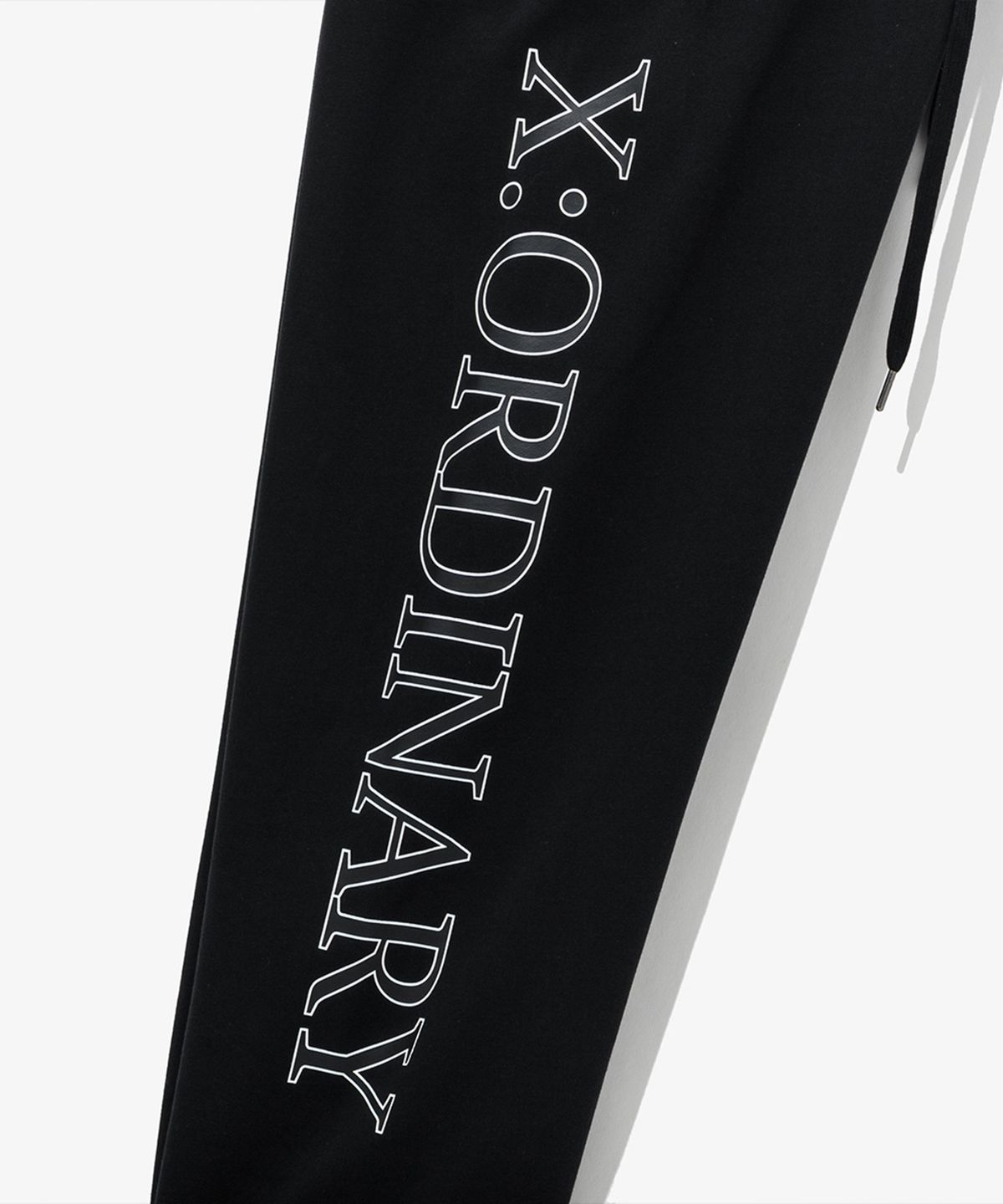 뉴에라(NEW ERA) AP NEW ERA × XORDINARY SD LOGO FP51 BLK