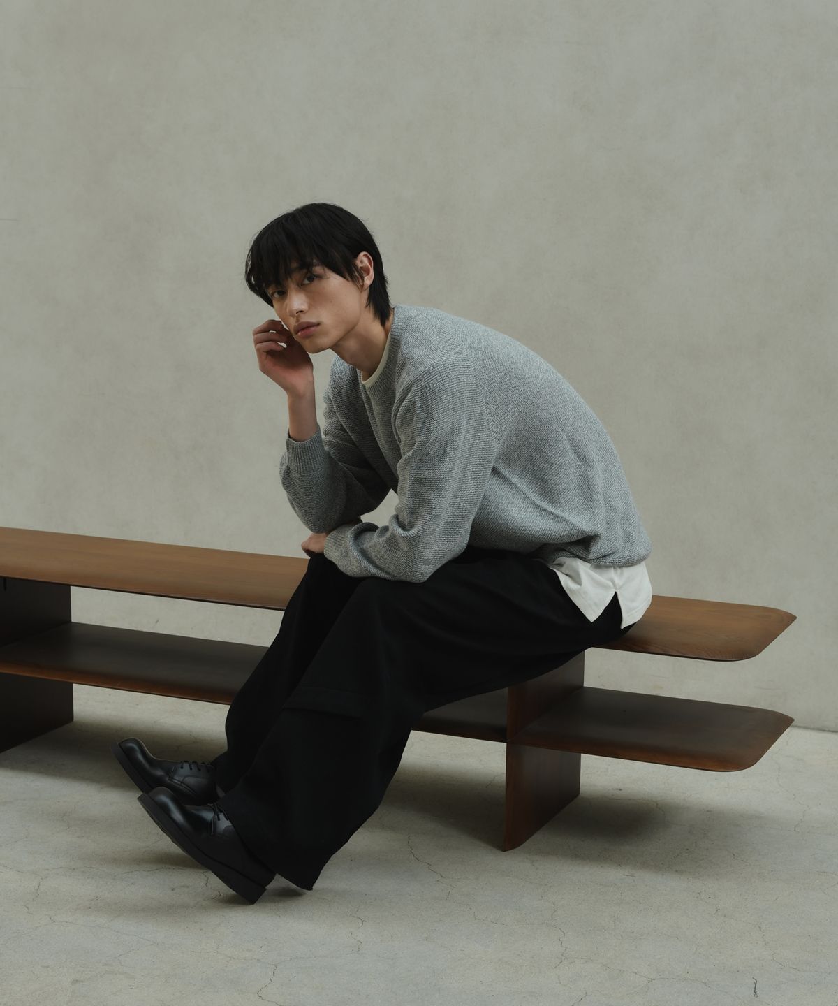 슈피트(SHUFIT) 와이드 볼륨 더비슈즈 반유광 블랙 구두 SFT-106