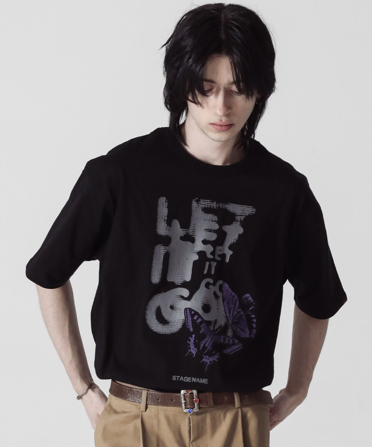 스테이지 네임(STAGE NAME) 버터플라이 이펙트 오버핏 반팔_블랙