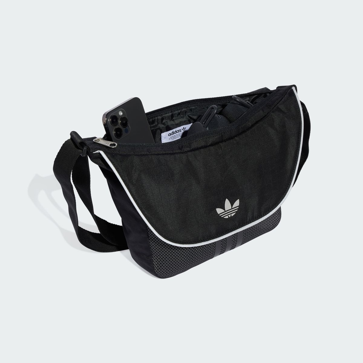 아디다스(ADIDAS) 숄더 백 JD5583