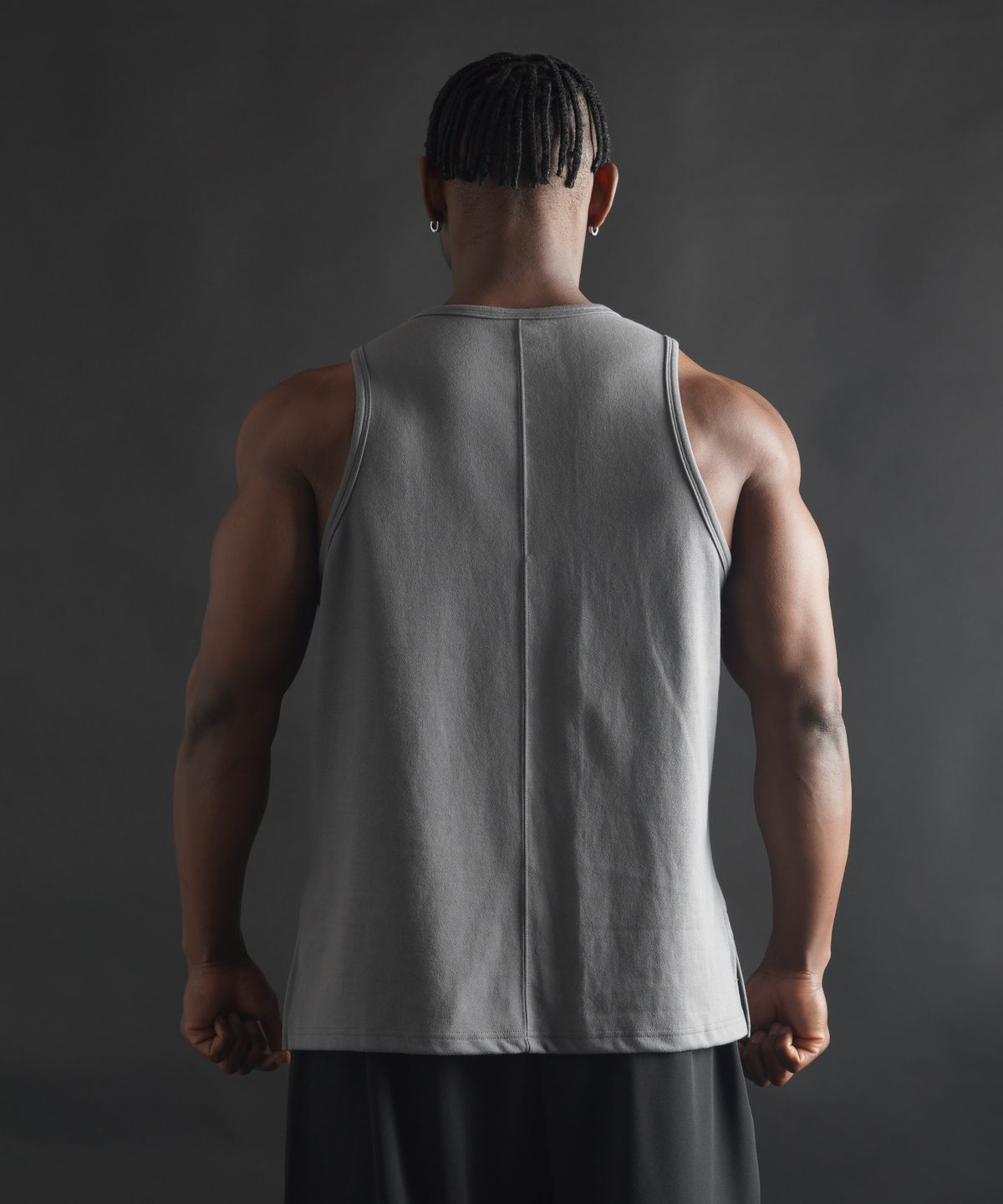 페르메논(PHERMENON) [SET] 스탠다드 무지 절개 나시 + 에센셜 오버핏 버뮤다 쇼츠